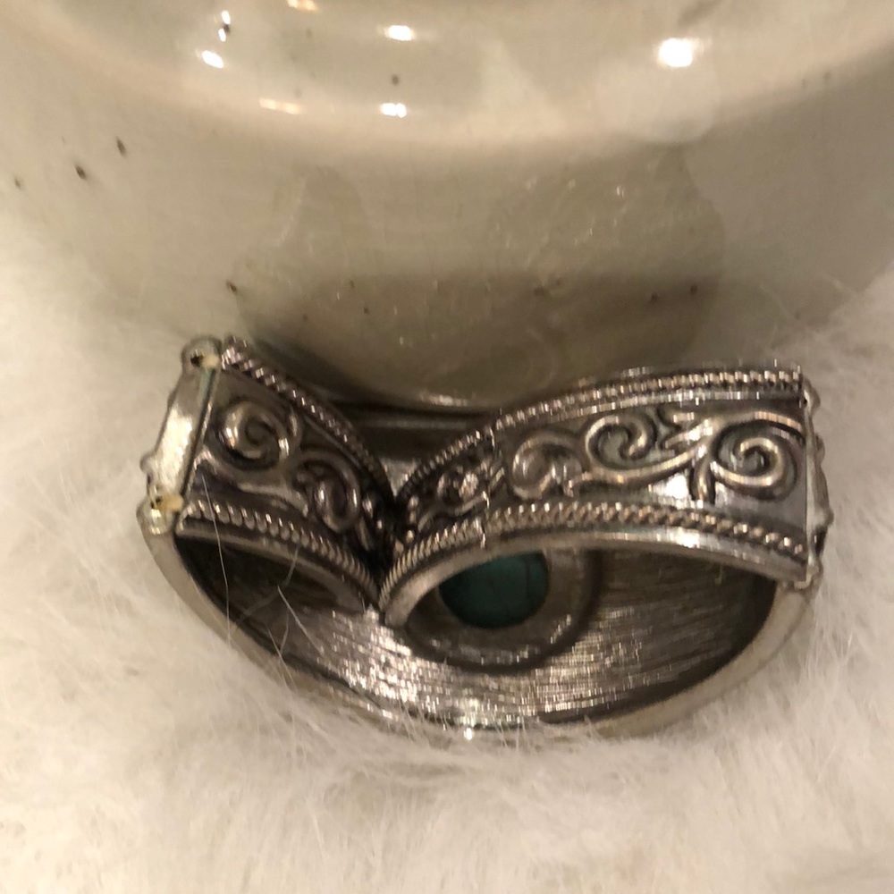 Silver and Turquoise Bracelet - Picture 6 of 8